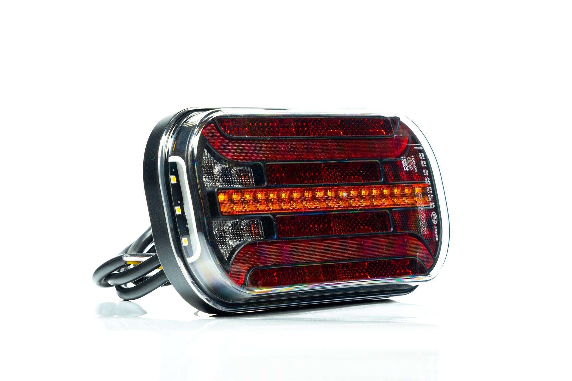 Koncové světlo FT-230 s dynamickým blinkrem LED 12/24V s mlhovým světlem BAJONET 5pin