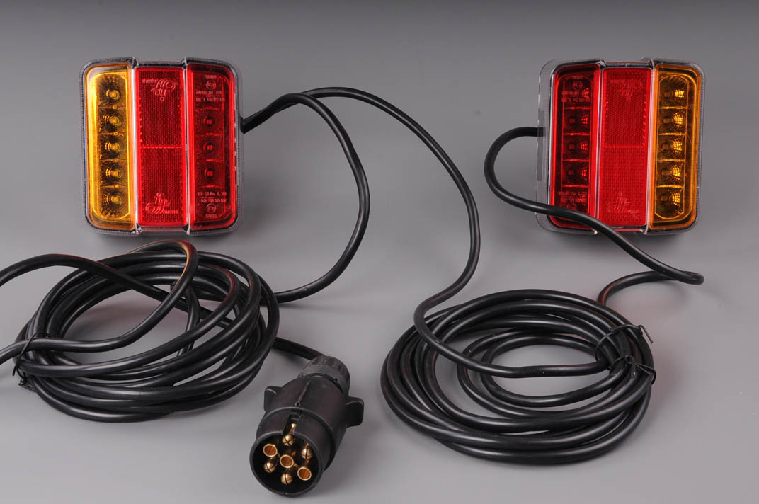 Sada LED koncových světel s magnetem 7pin/12m 
