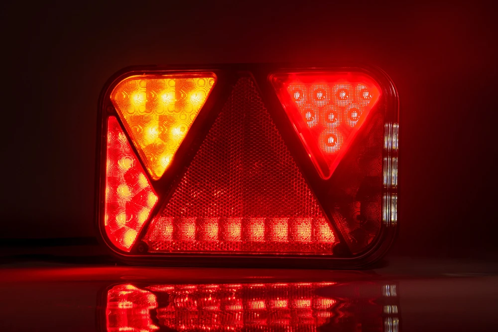 Koncové světlo FT-270 levé CANBUS LED 12V s mlhovým světlem BAJONET 5pin