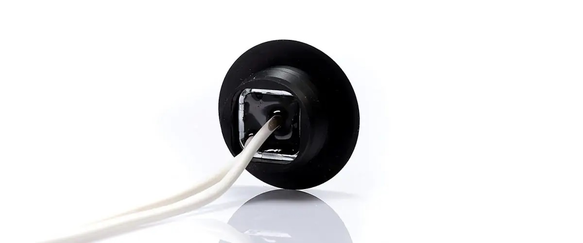 Poziční světlo FT-074 červené LED 12/24V