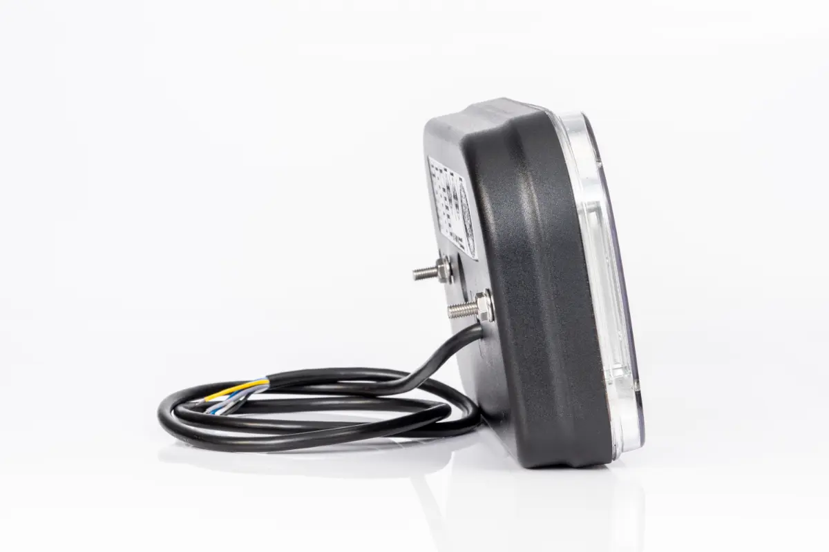 Zadní svítilna sdružená FT-170 P TB, s osv. SPZ