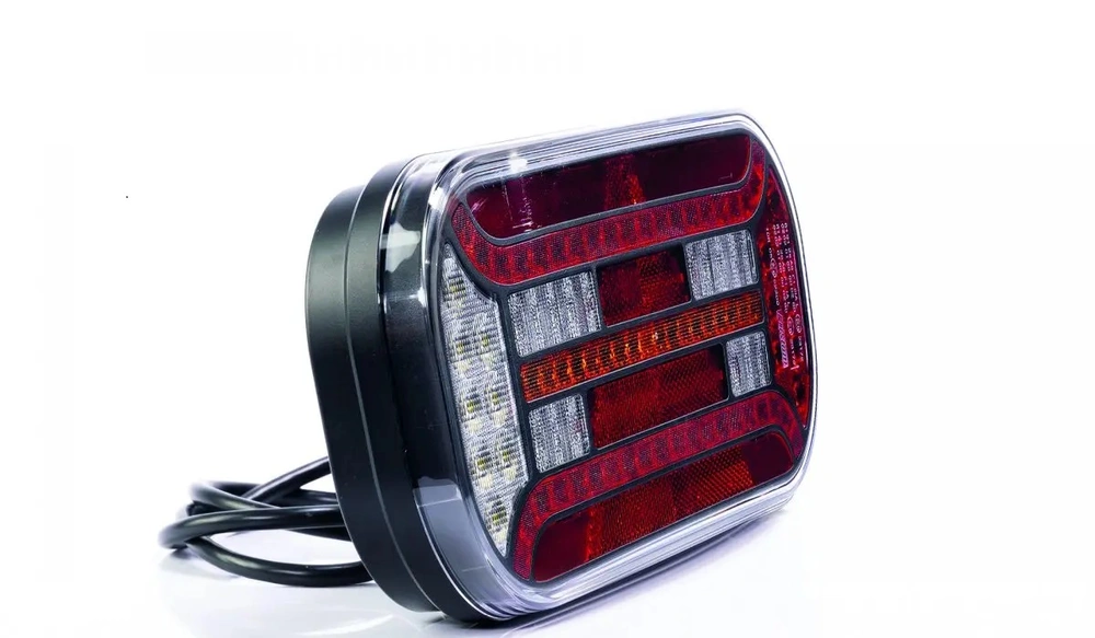Koncové světlo na návěs FT-610 LED pravé 12/24V s dynamickým blinkrem a Odporem