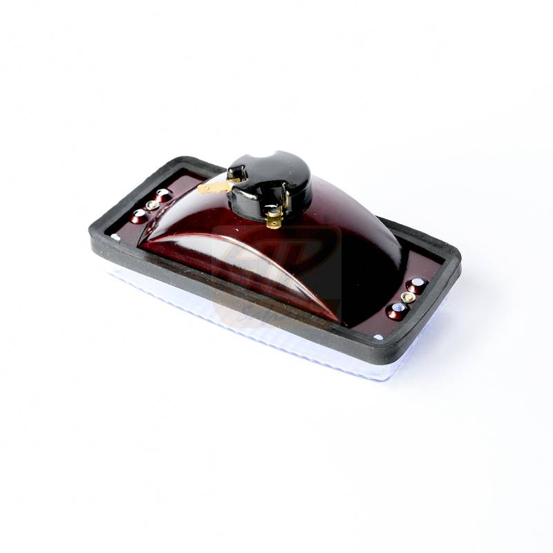 Svítilna koncová červená KAROSA