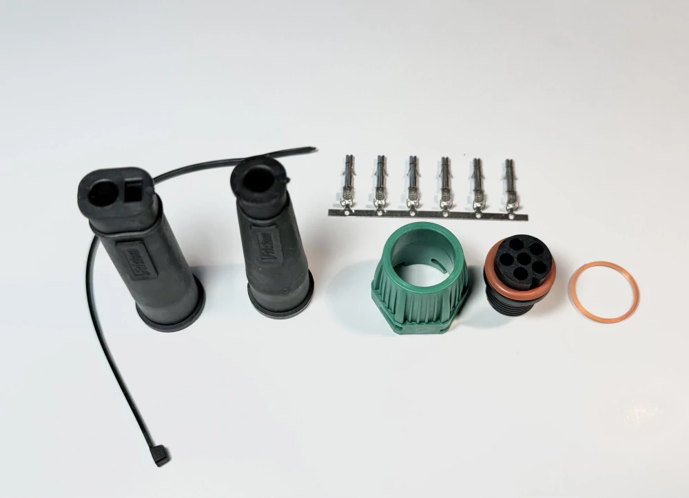 Zástrčka bajonet 6pin IP67 zelená - pravá