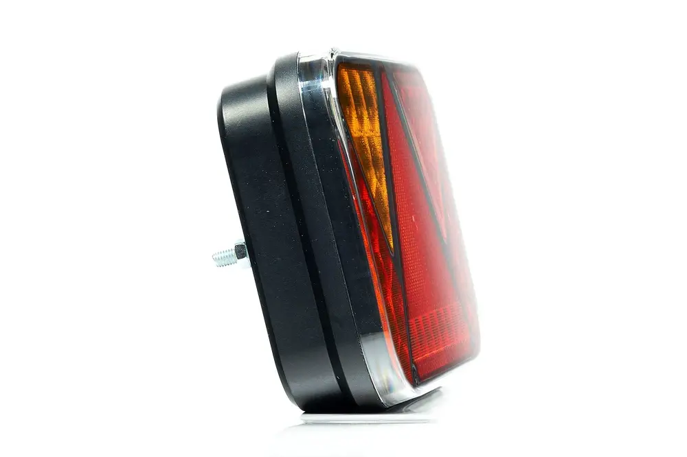 Koncové světlo FT-270 pravé LED 12V s couvacím světlem BAJONET 5pin