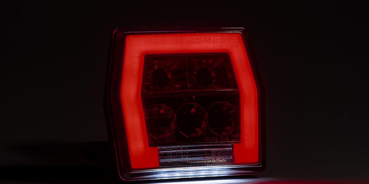 Koncové světlo FT-122T s osvětlením SPZ LED 12/24V BAJONET 5pin