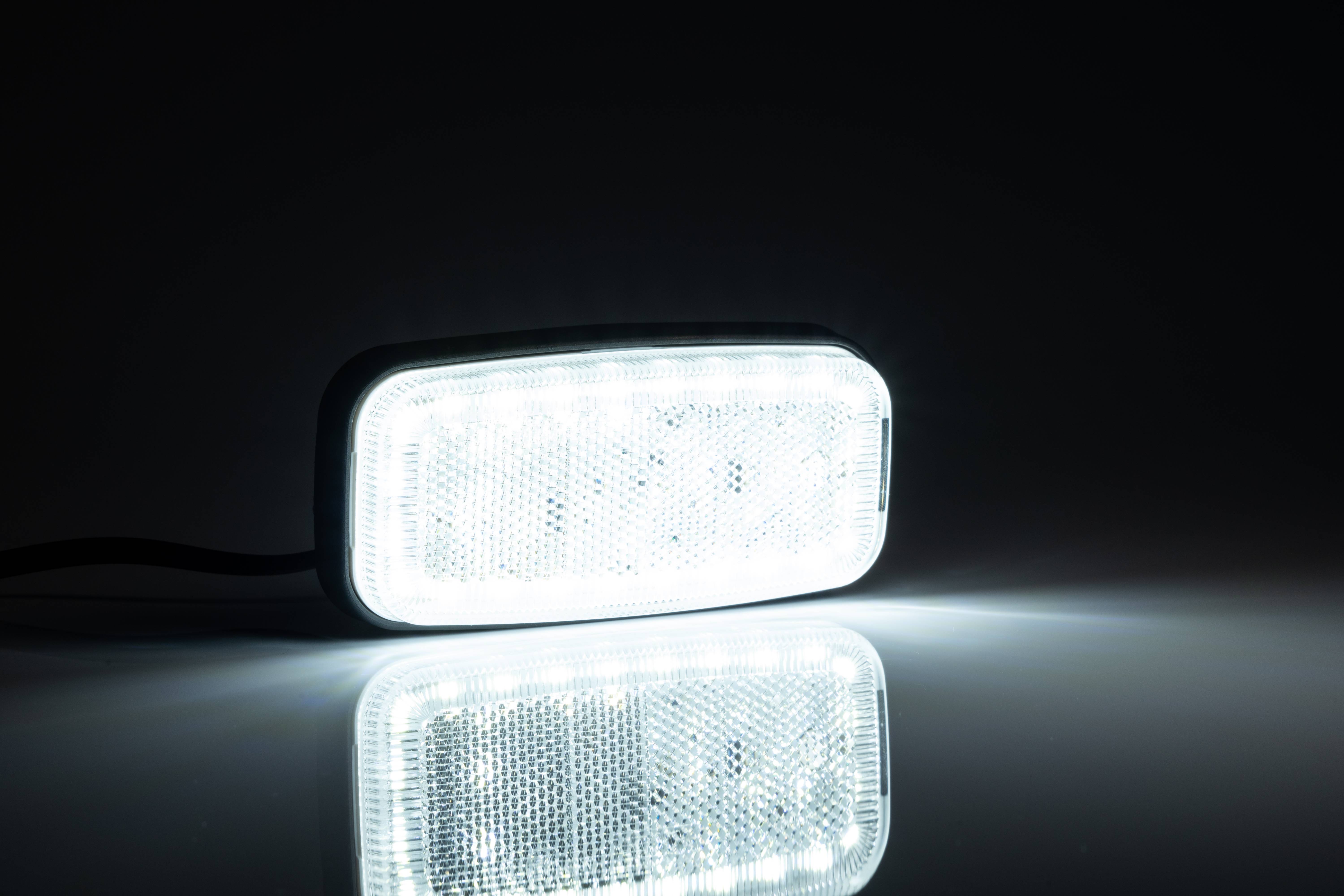 Pozička  FT-075 LED čirá 12/24V