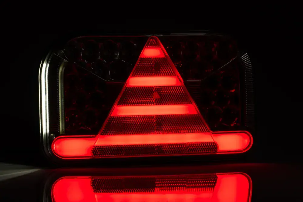 Koncové světlo FT-170 pravé LED 12/24V BAJONET 5-PIN - zpětné, SPZ