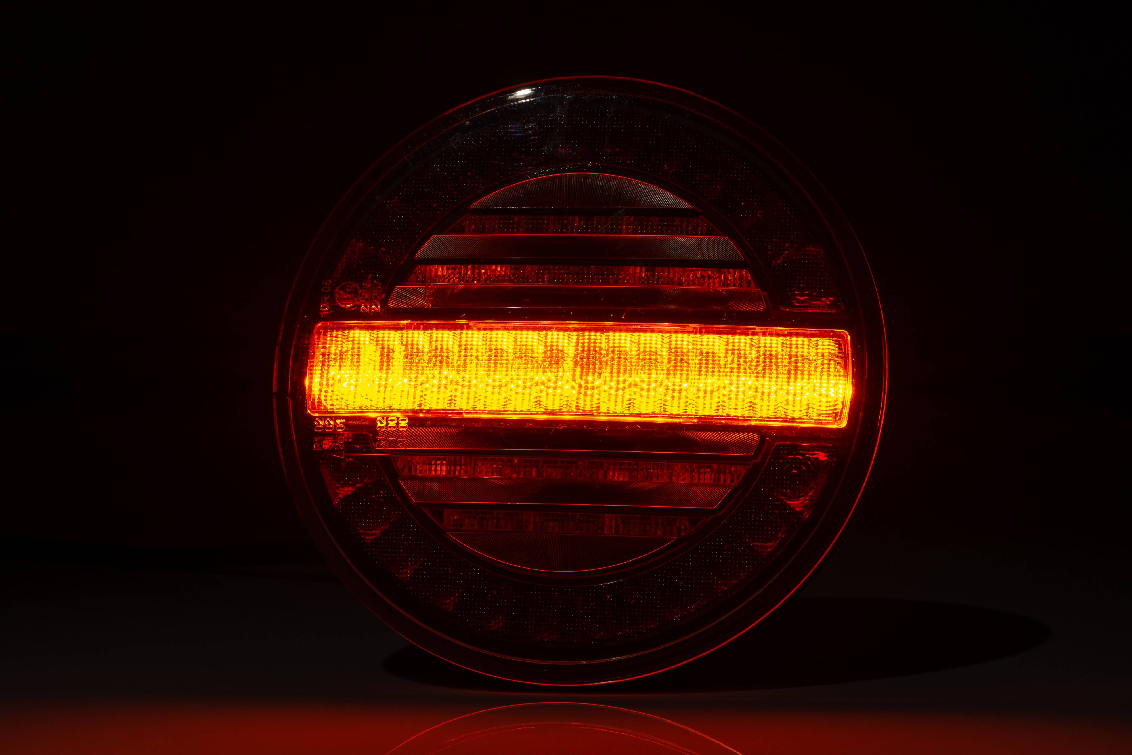 Koncové světlo FT-213 LED 12/24V s dynamickým blinkrem