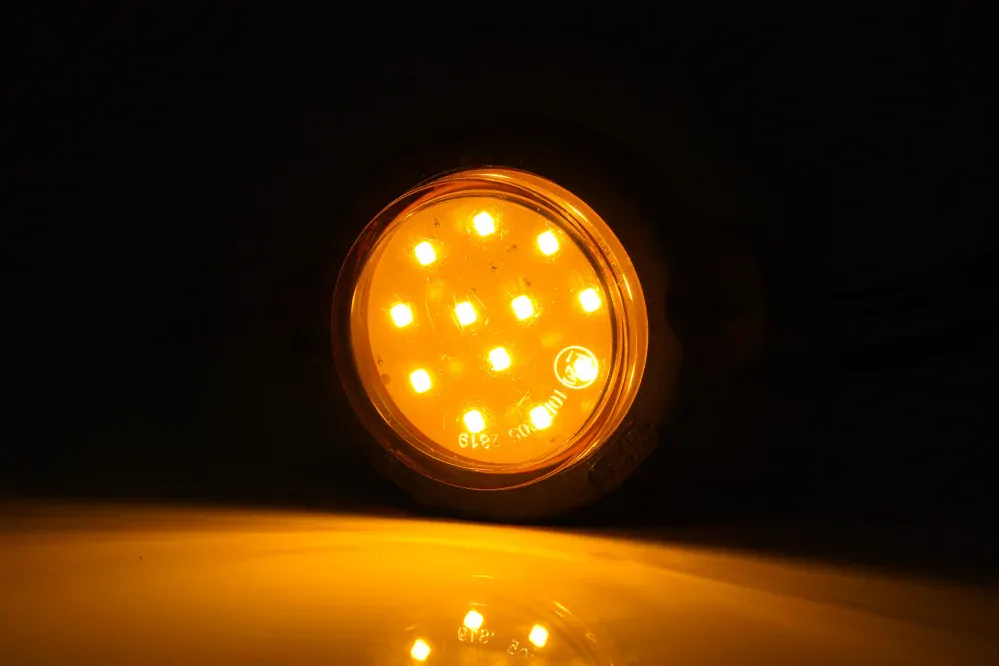 Směrové světlo LED W236 č.1531 2A 